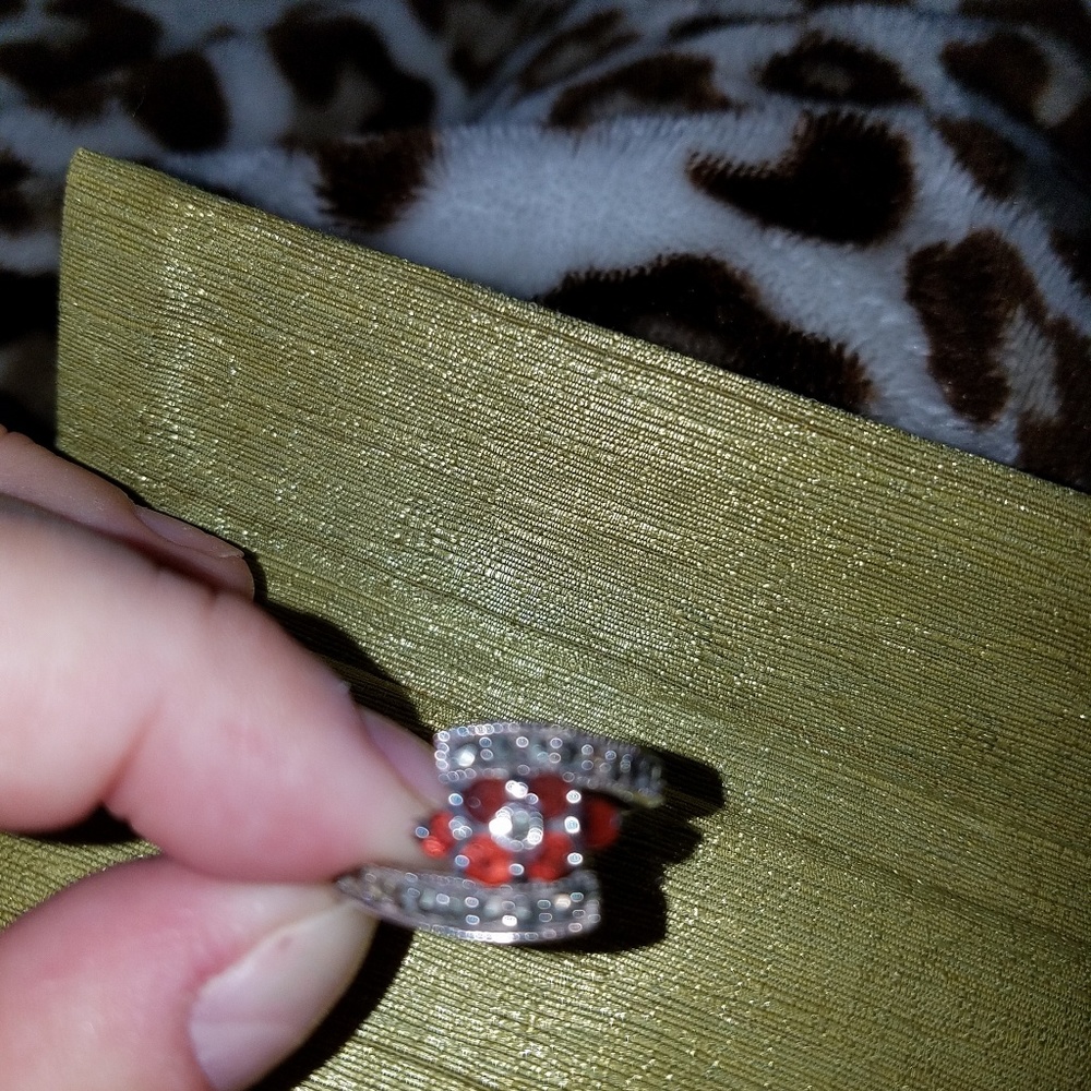 Garnet and marquesite sterling silver ring size 9